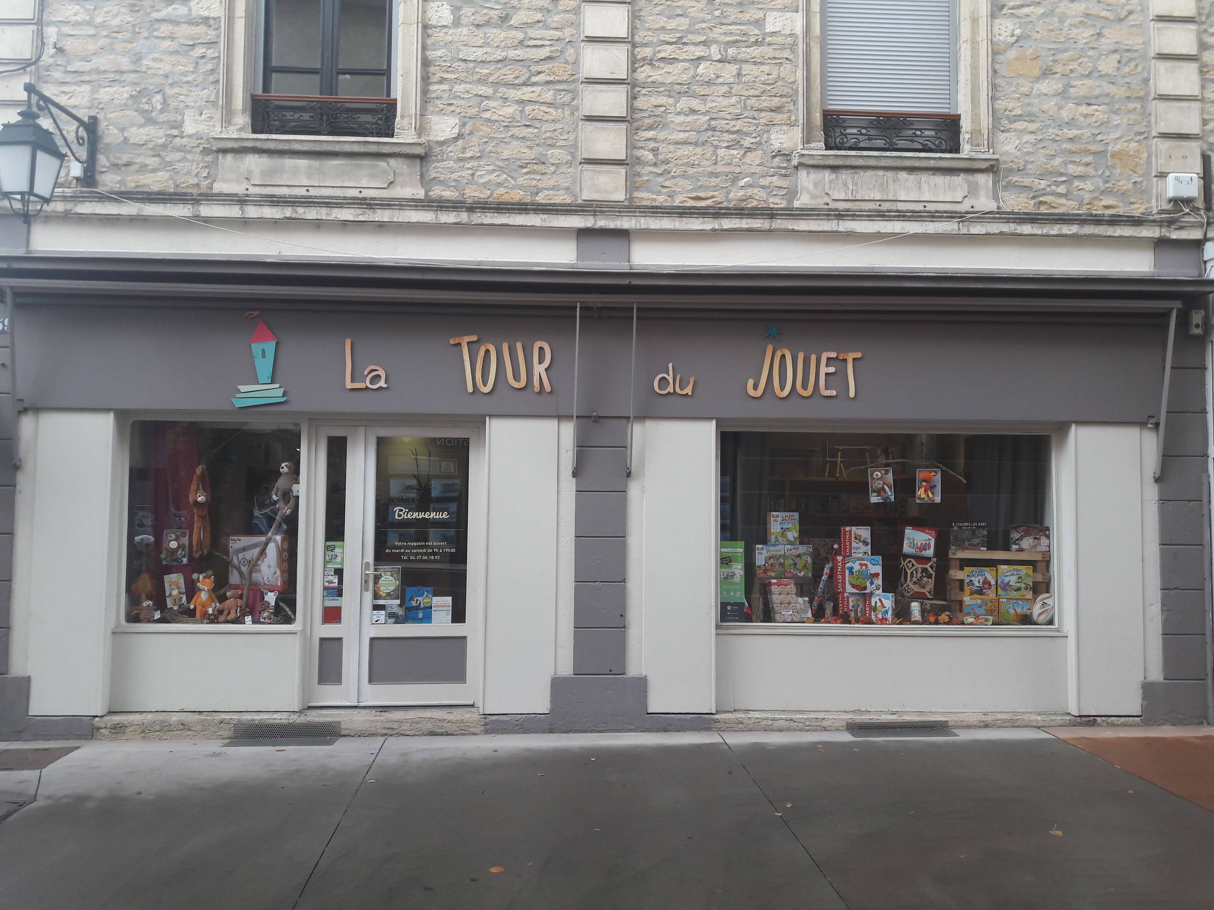 LA TOUR DU JOUET