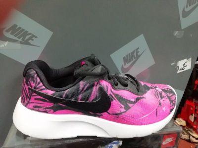 BASKETS NIKE RUNNING FEMME ET JUNIOR