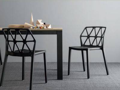 4 CHAISES ALCHEMIA CB/1056
