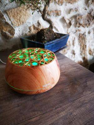 Enceinte lumineuse diffuseur d'huiles essentielles