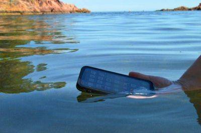 Coque résistante et étanche Lifeproof FRE