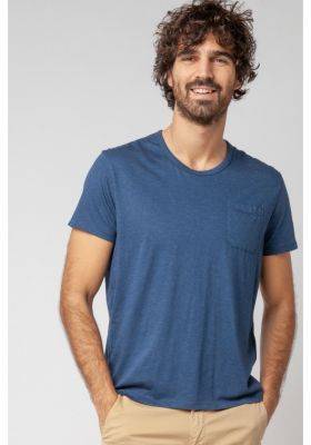 tee-shirt