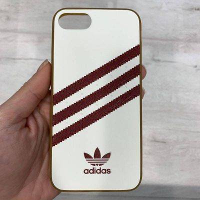 Coque Adidas Originals Vintage iPhone 6s/7/8 blanche, bandes bordeaux